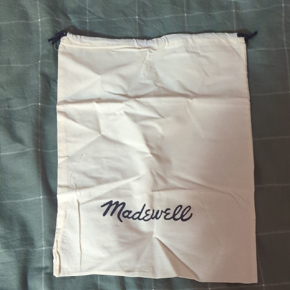 Cream Drawstring Pouch/Dust Bag